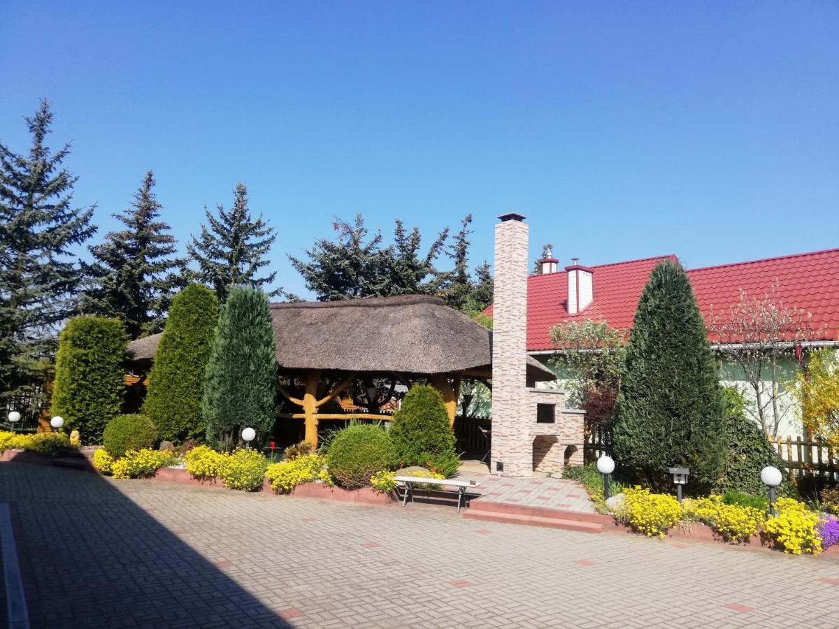 Noclegi I Restauracja Gracja Белхатув Екстер'єр фото